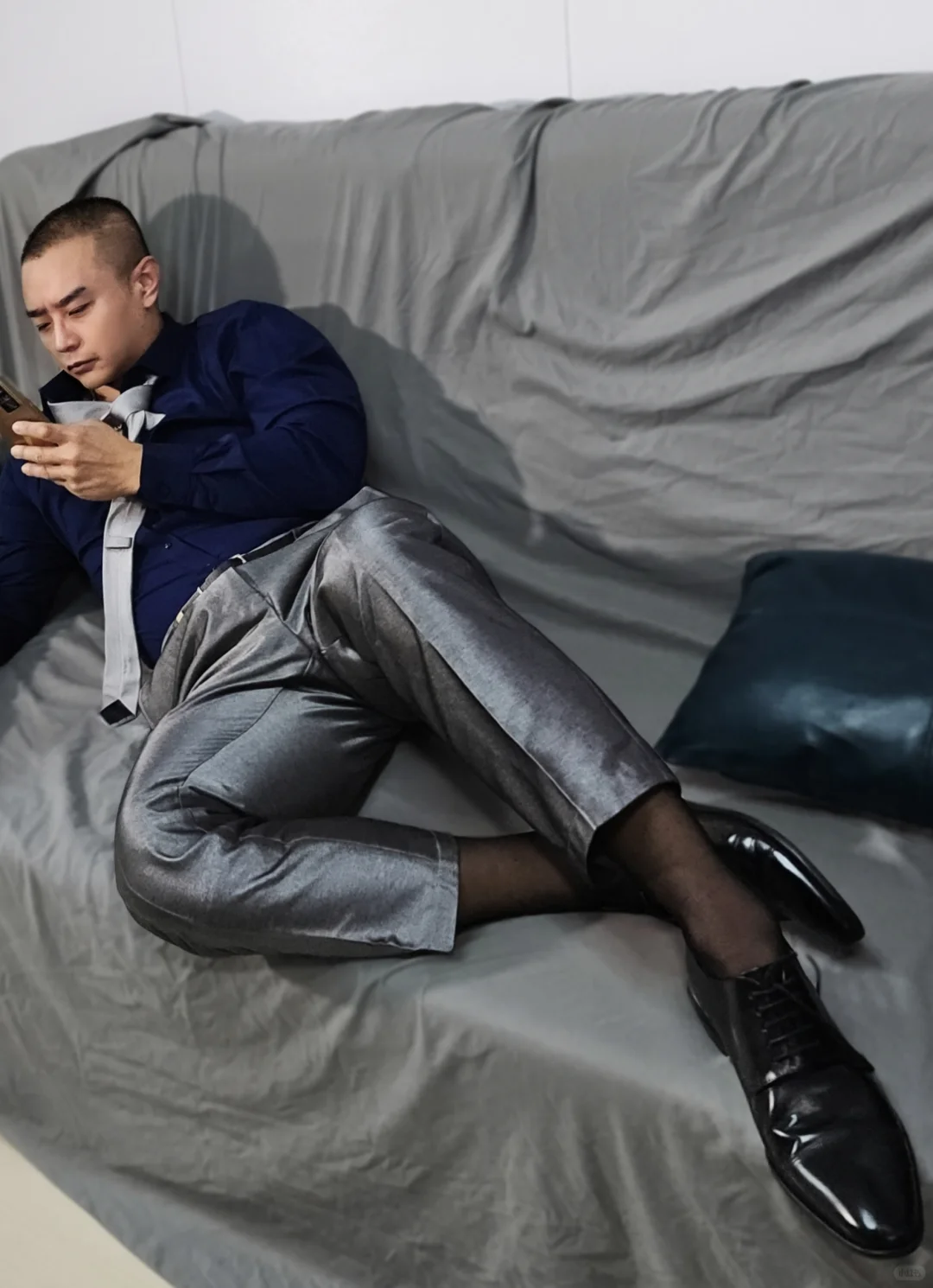 丝袜不是女士的专属配饰吗？ 你错了