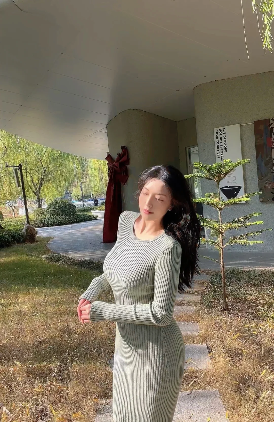 清醒知趣 保持自信