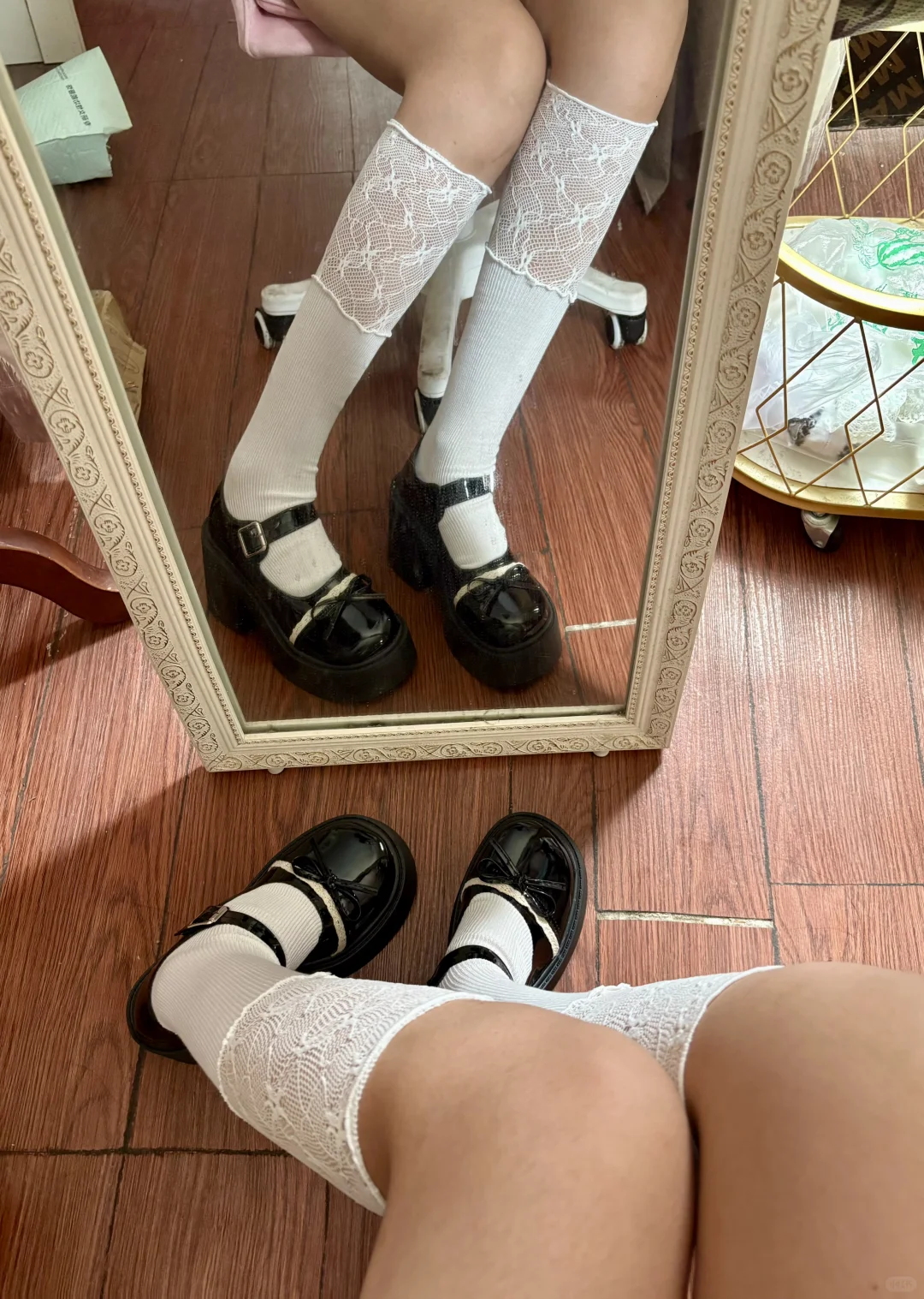 蕾丝袜双姝对决🔒过膝VS中筒，明天选谁？