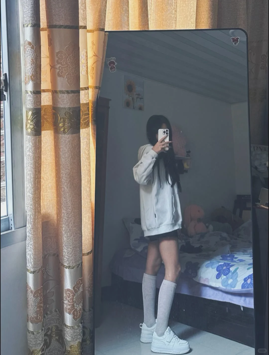 过膝袜VS小腿袜