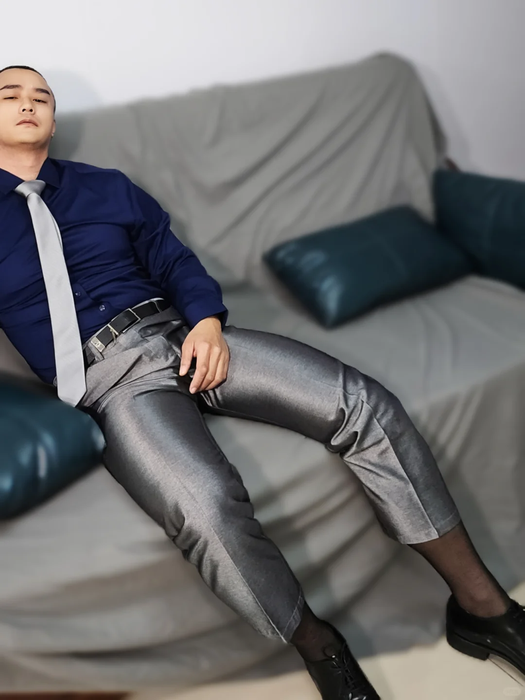 丝袜不是女士的专属配饰吗？ 你错了