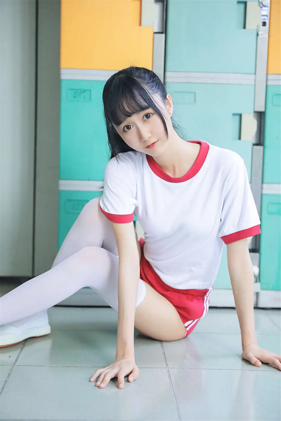 运动少女写真，活力满满！