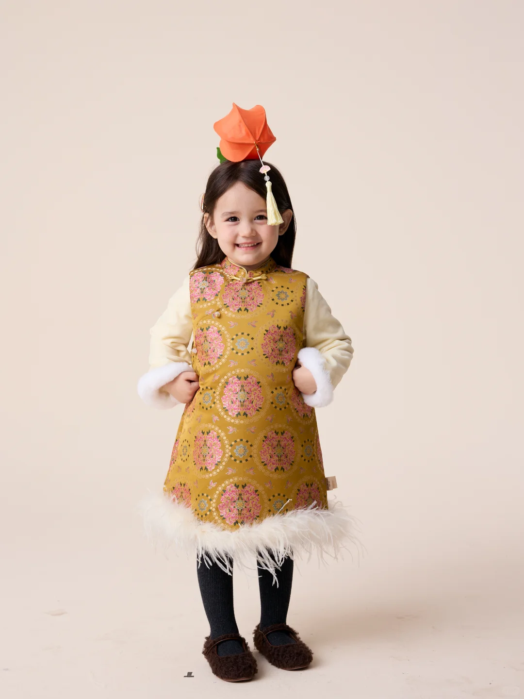 把旗袍的雅，改成孩子的 