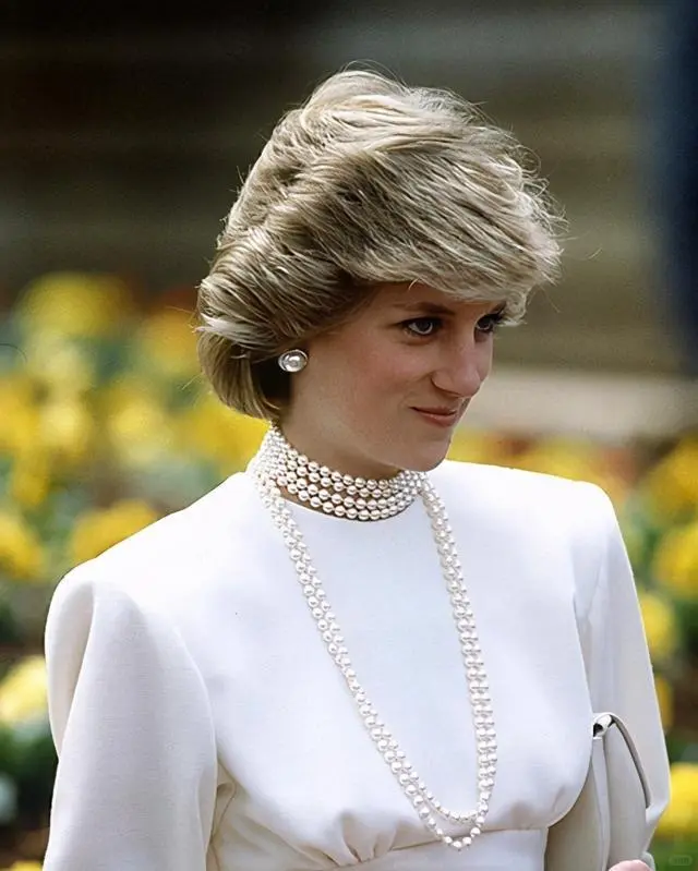 👑戴妃的珍珠｜优雅是她最温柔的“反叛武器”