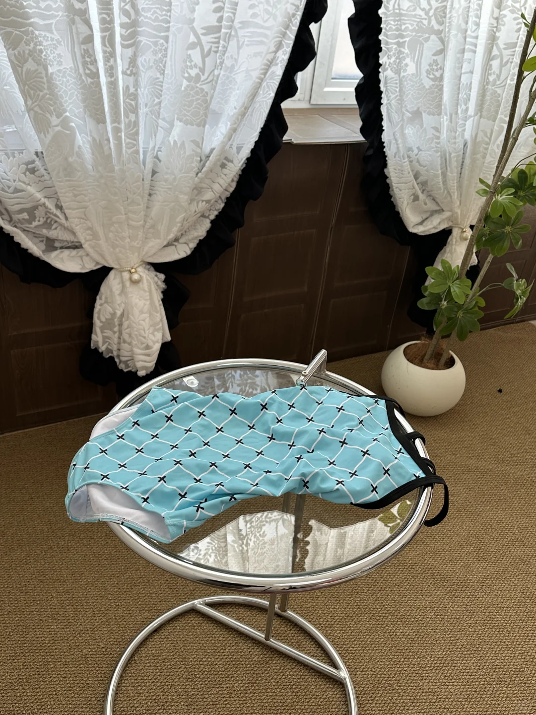 这件竞速泳衣把“辣妹感”焊在身上了🌊