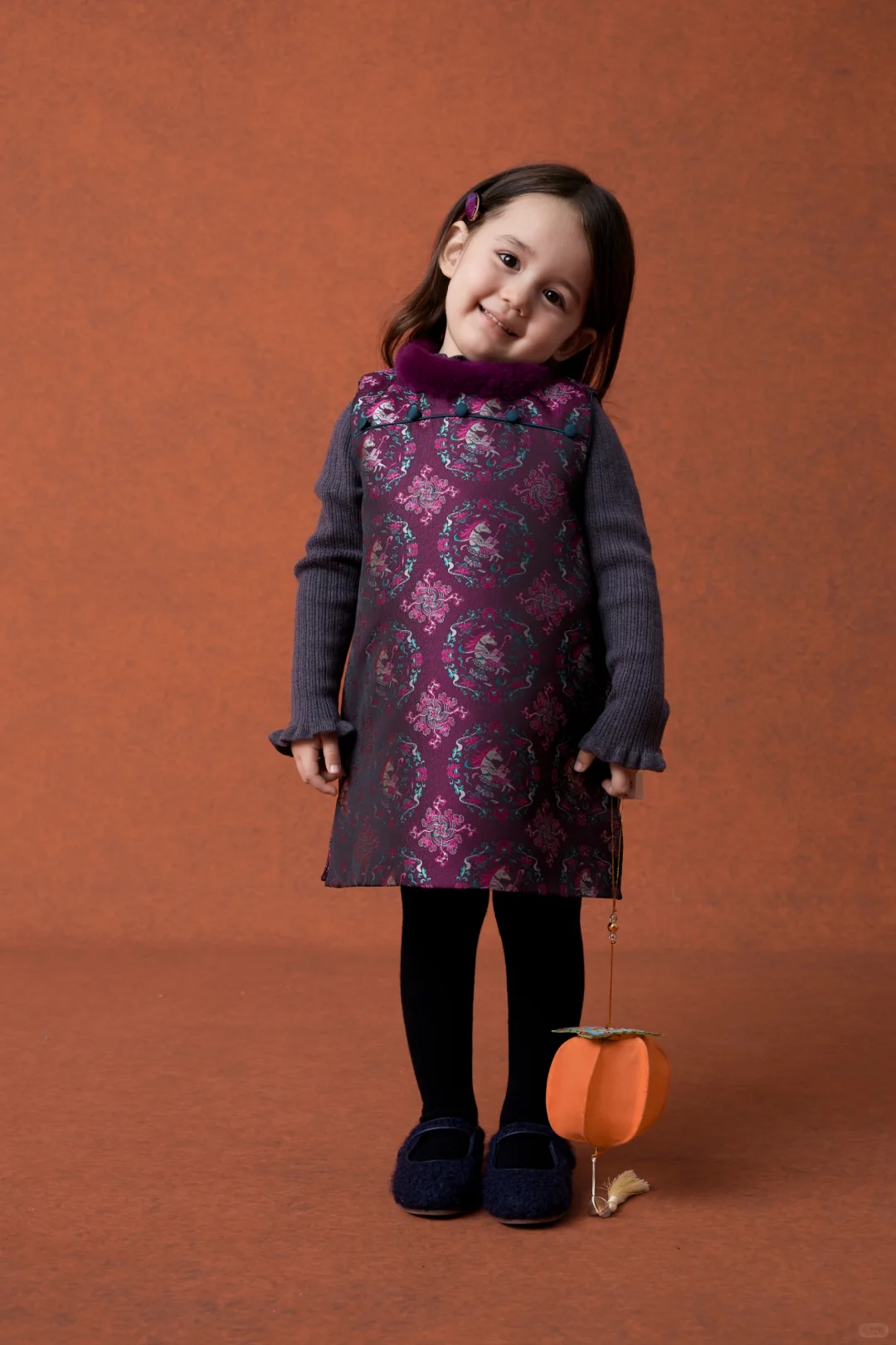 把旗袍的雅，改成孩子的 