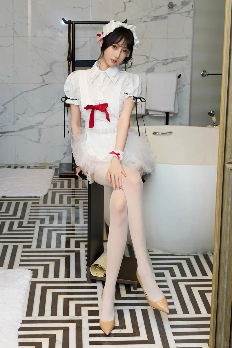 今日是甜度爆表的女仆小甜豆