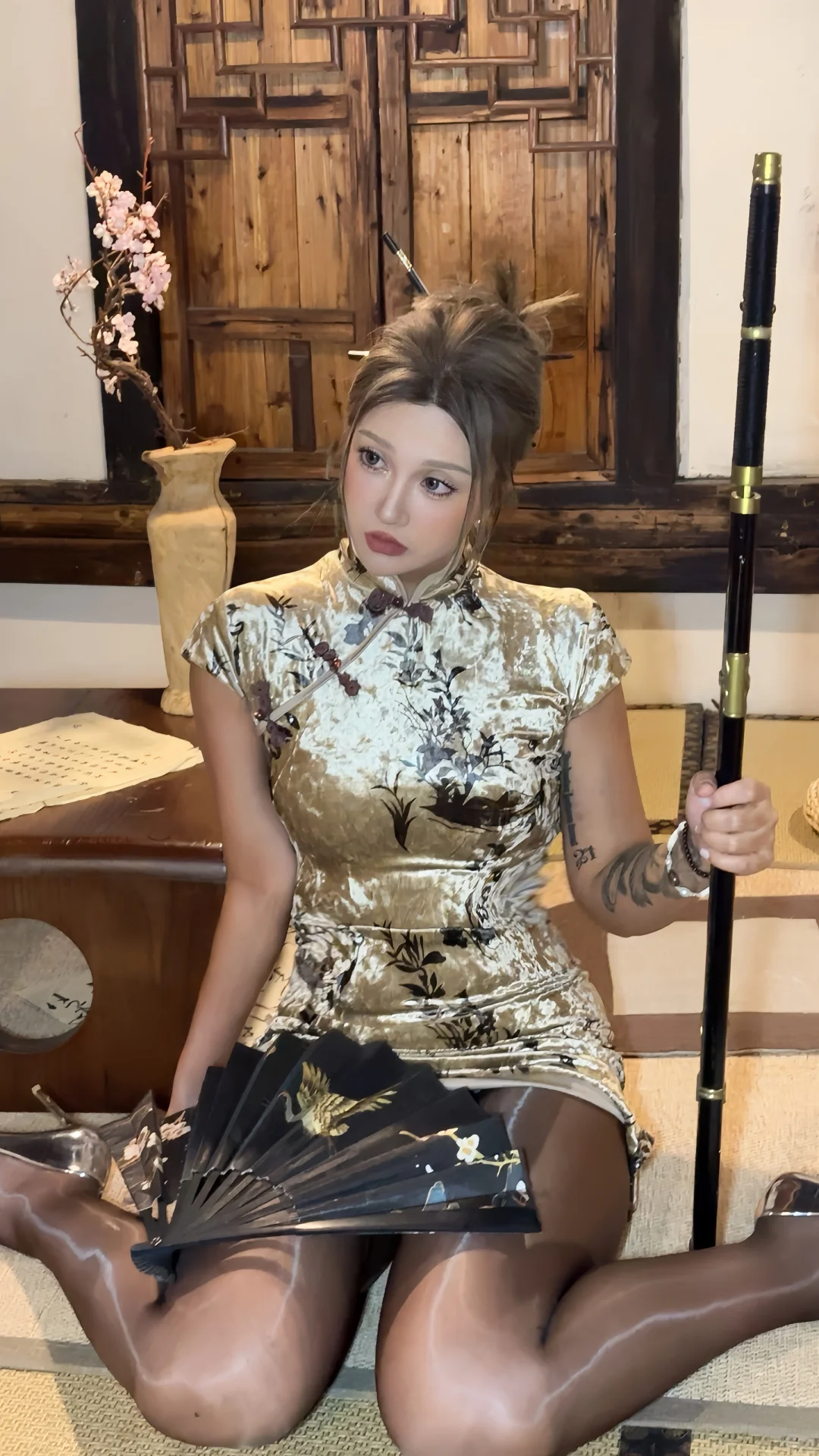 黑皮健身姐姐的中式旗袍