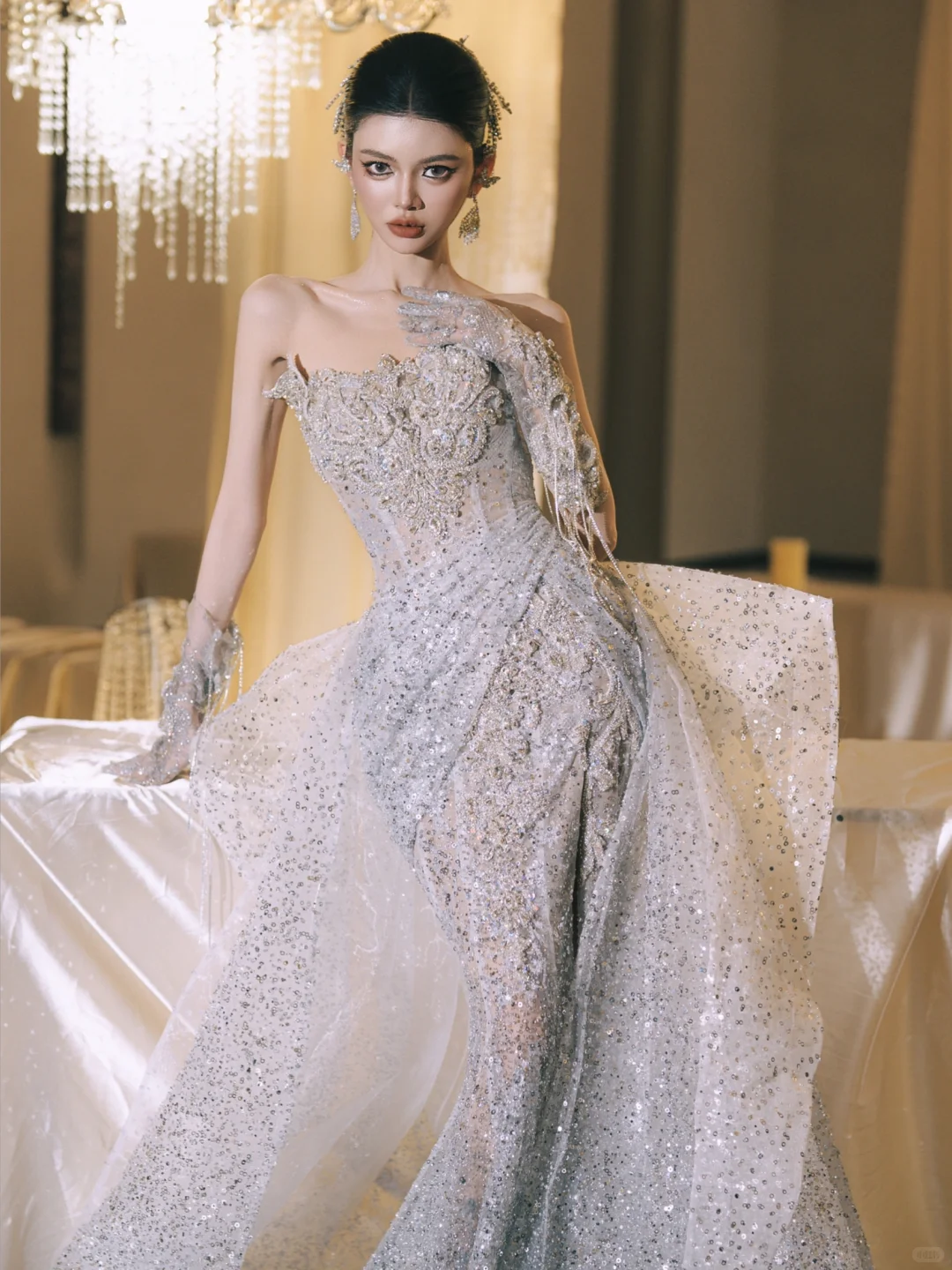 女明星feel❕这条仙奢满钻的腰臀比裙无敌了