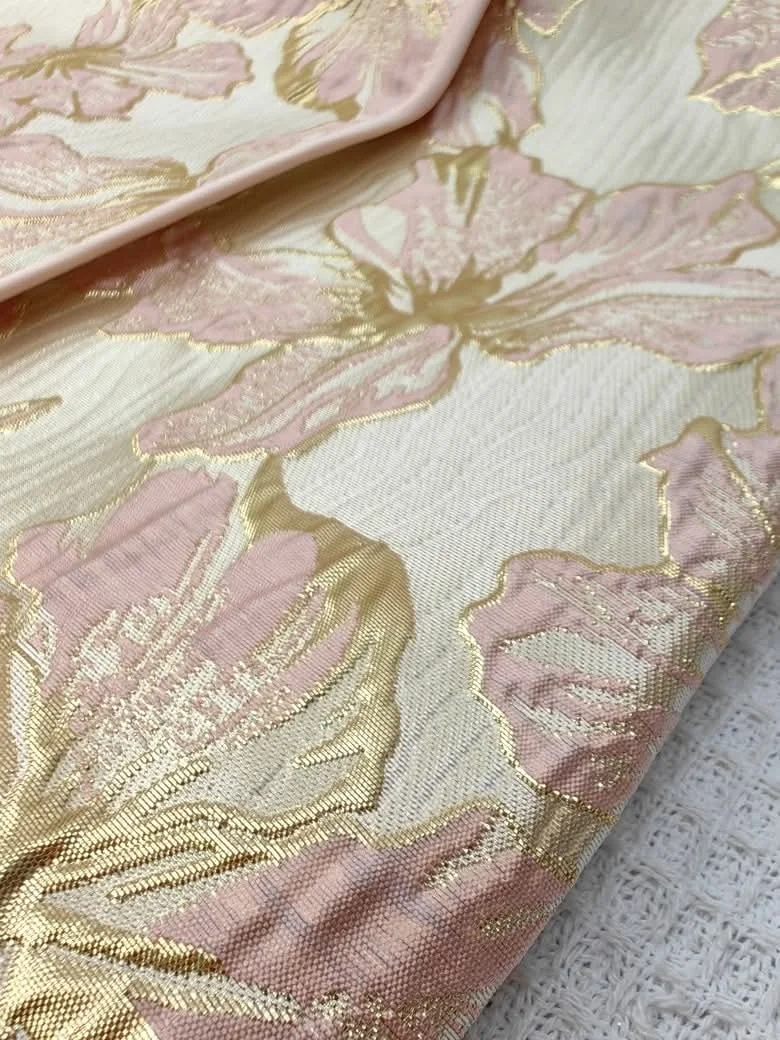 高品立体刺绣提花旗袍