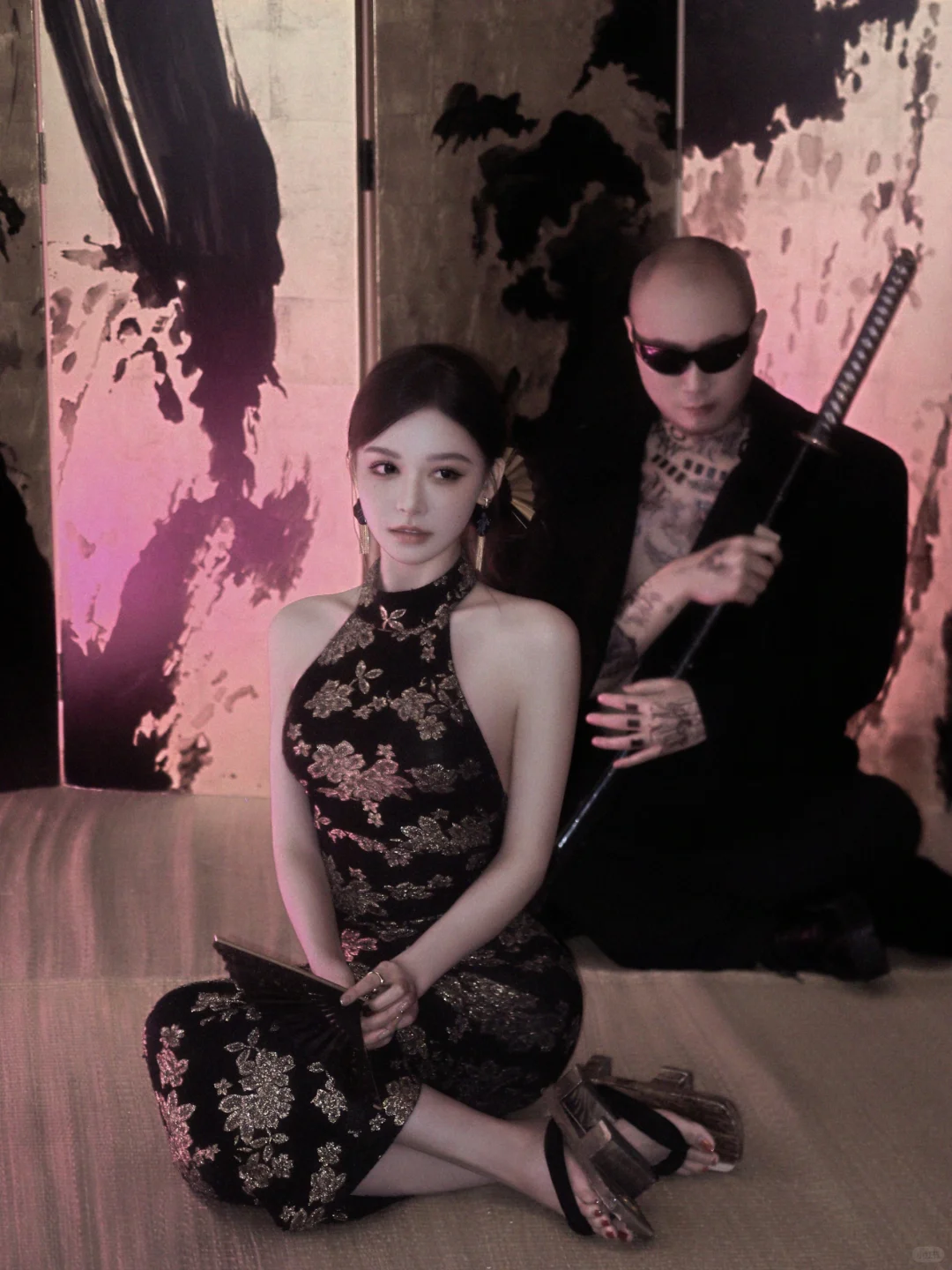 危险与优雅的完美碰撞💥黑道千金写真