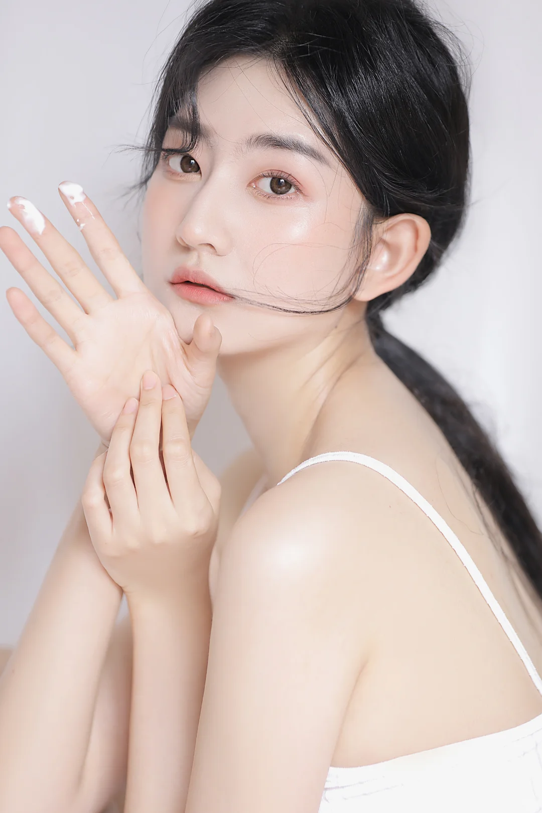 她好像仙女～～～～～～～