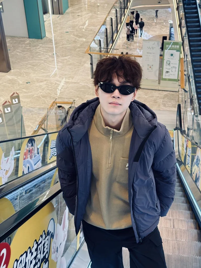 优雅通勤新定义！✨女明星都爱的气场