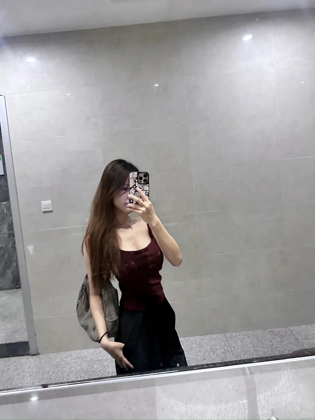 才20➕穿上很显身材的吊带～谁穿谁好看😭