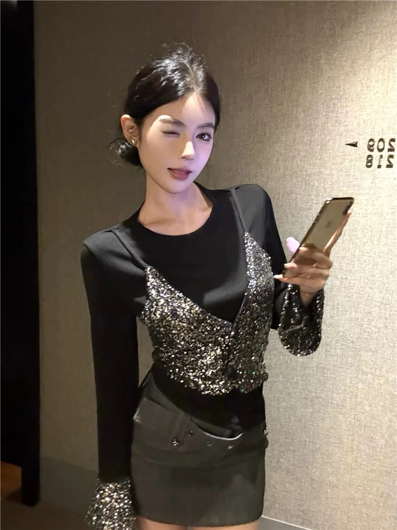 超有设计感的亮片上衣、又是今天漂亮的一天