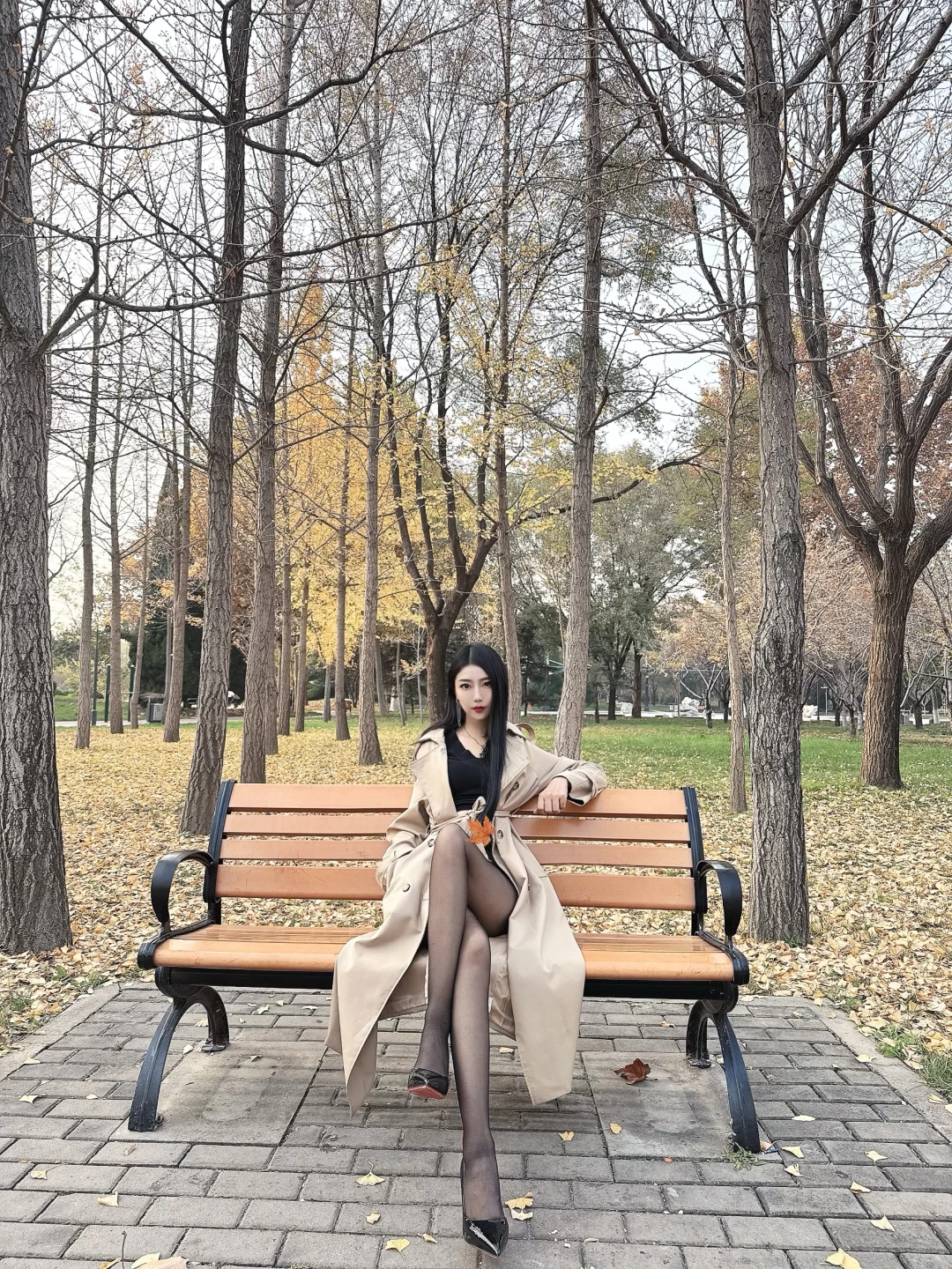 少妇保持身材的秘诀 就是不听男人画的饼