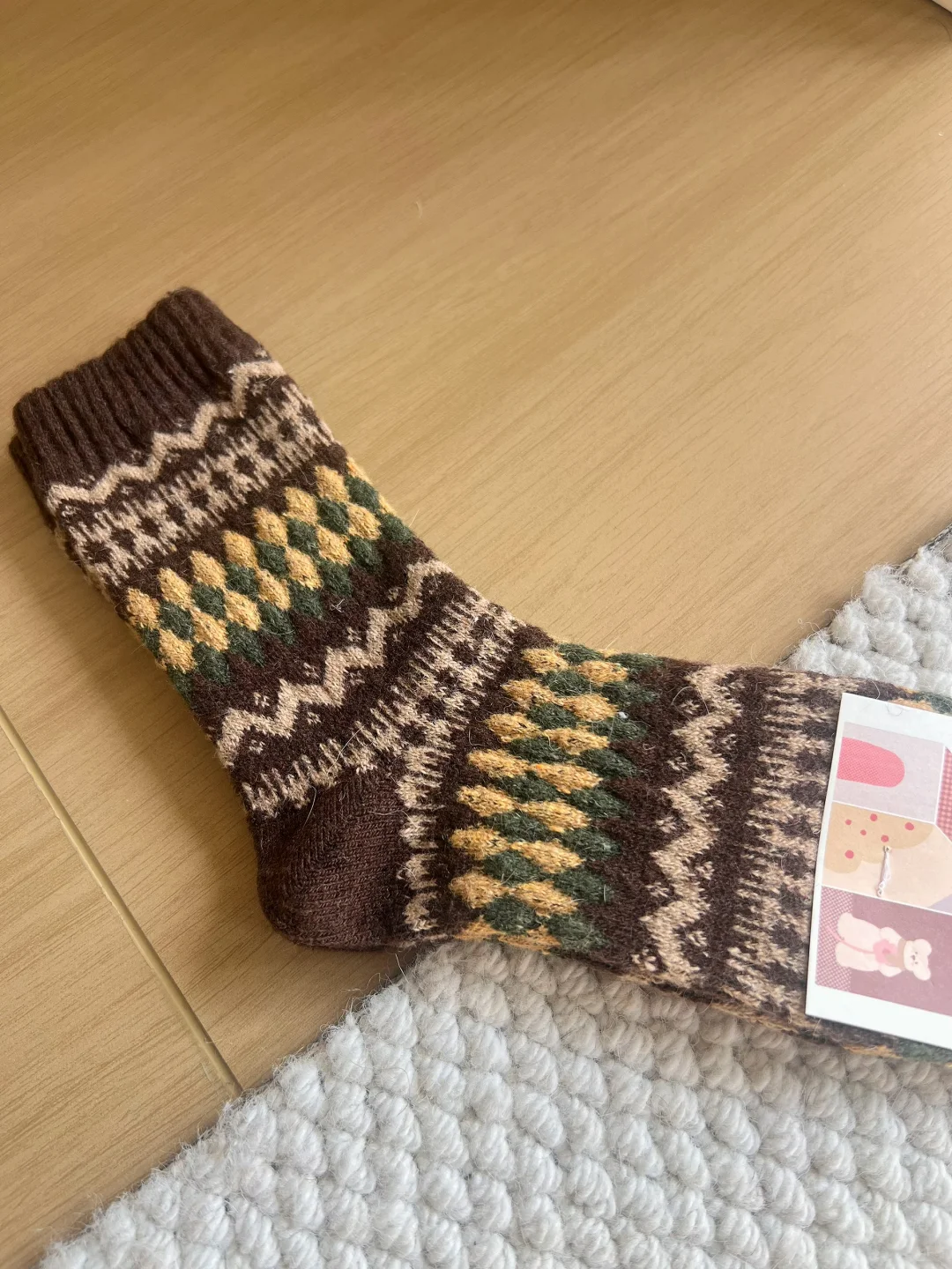 哇，真的好好看的一套袜子～