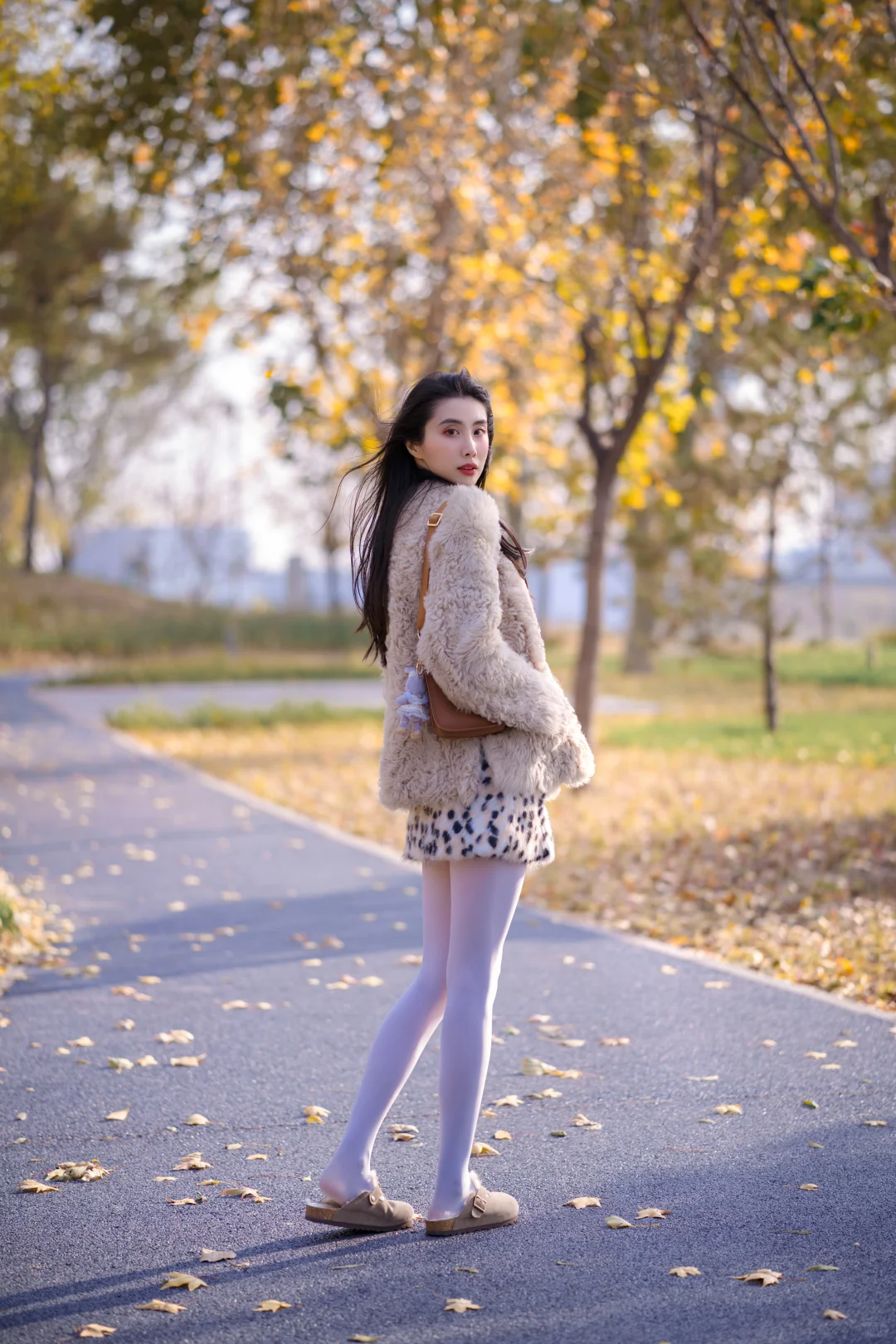 在秋天和我拍写真吧🍂