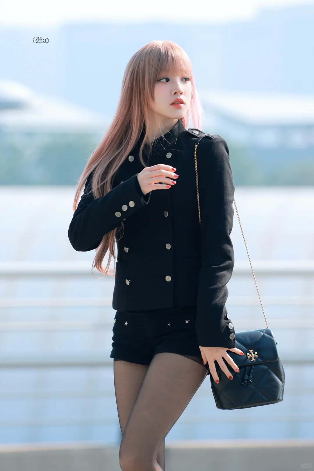 新发色！！今天是成熟的气质女人🩷🍂