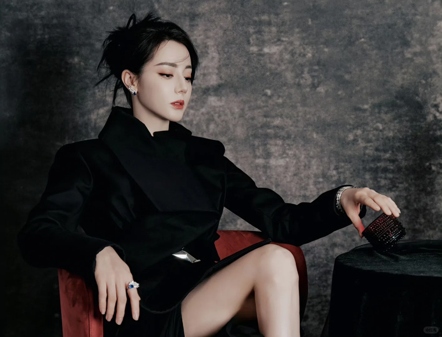 迪丽热巴红星美凯龙品牌活动写真美图！