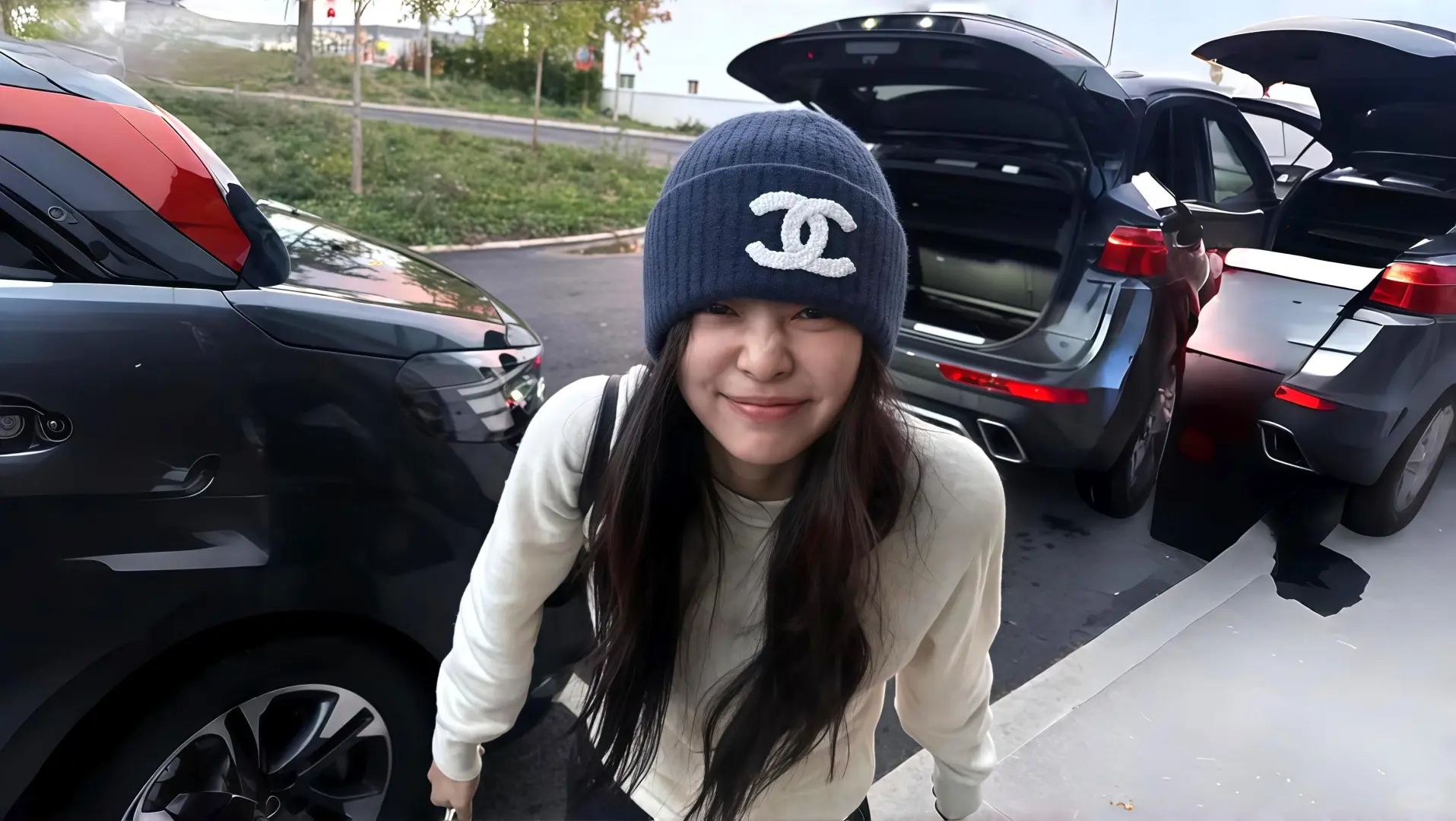 𝐒𝐡𝐚𝐫𝐞 ·Jennie超酷横屏壁纸