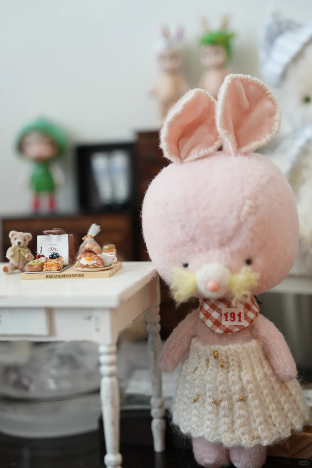 帽子没有，裙子安排上了