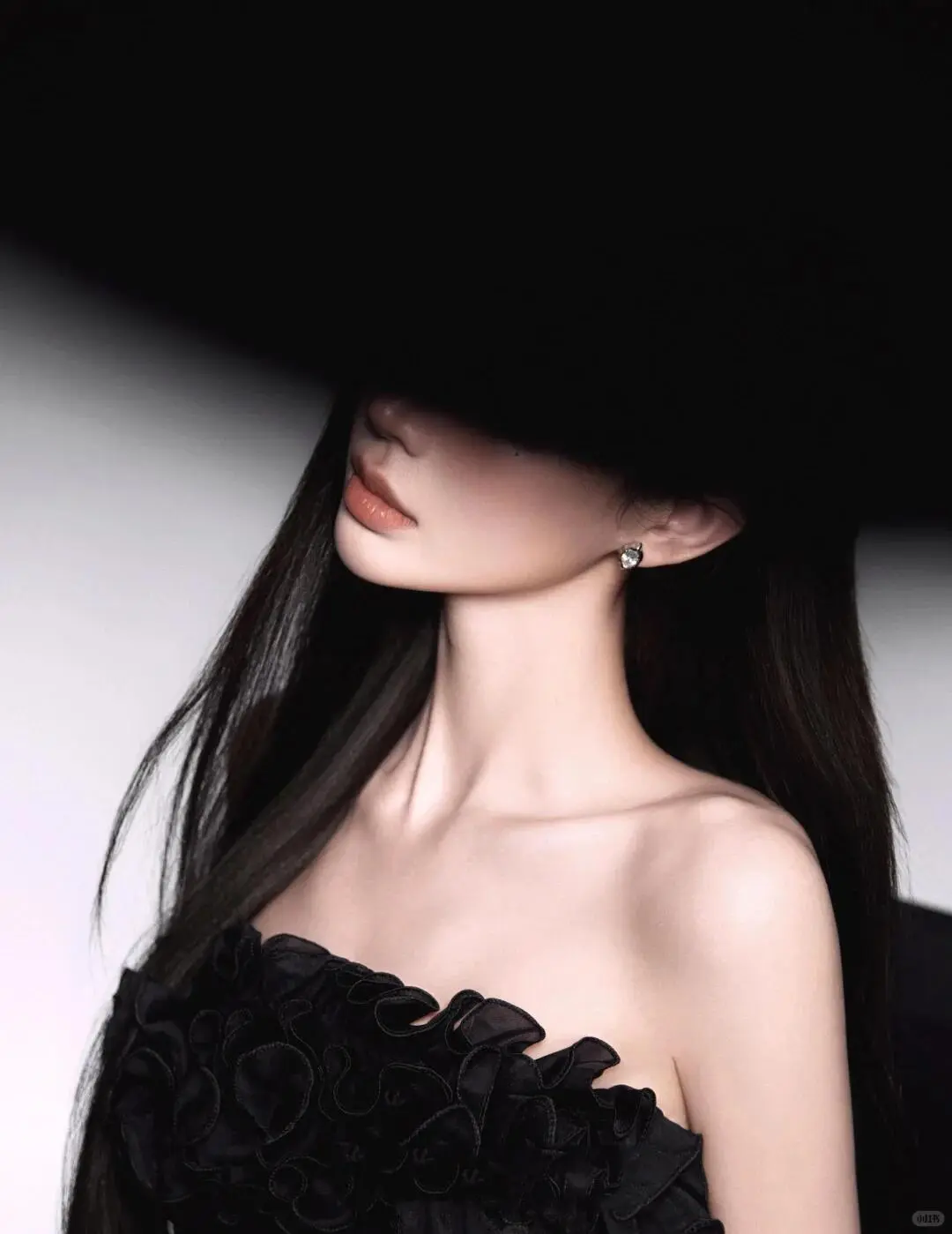 钓系御姐🖤黑丝纯欲恶女腿姿辣妹写真