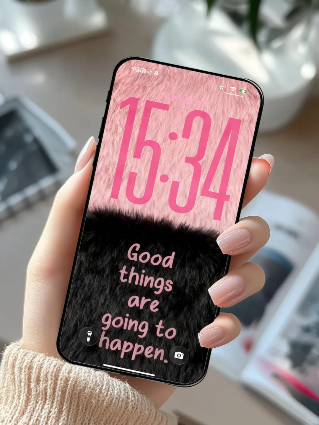 iPhone17 Pro 少女粉💖毛茸茸配色壁纸