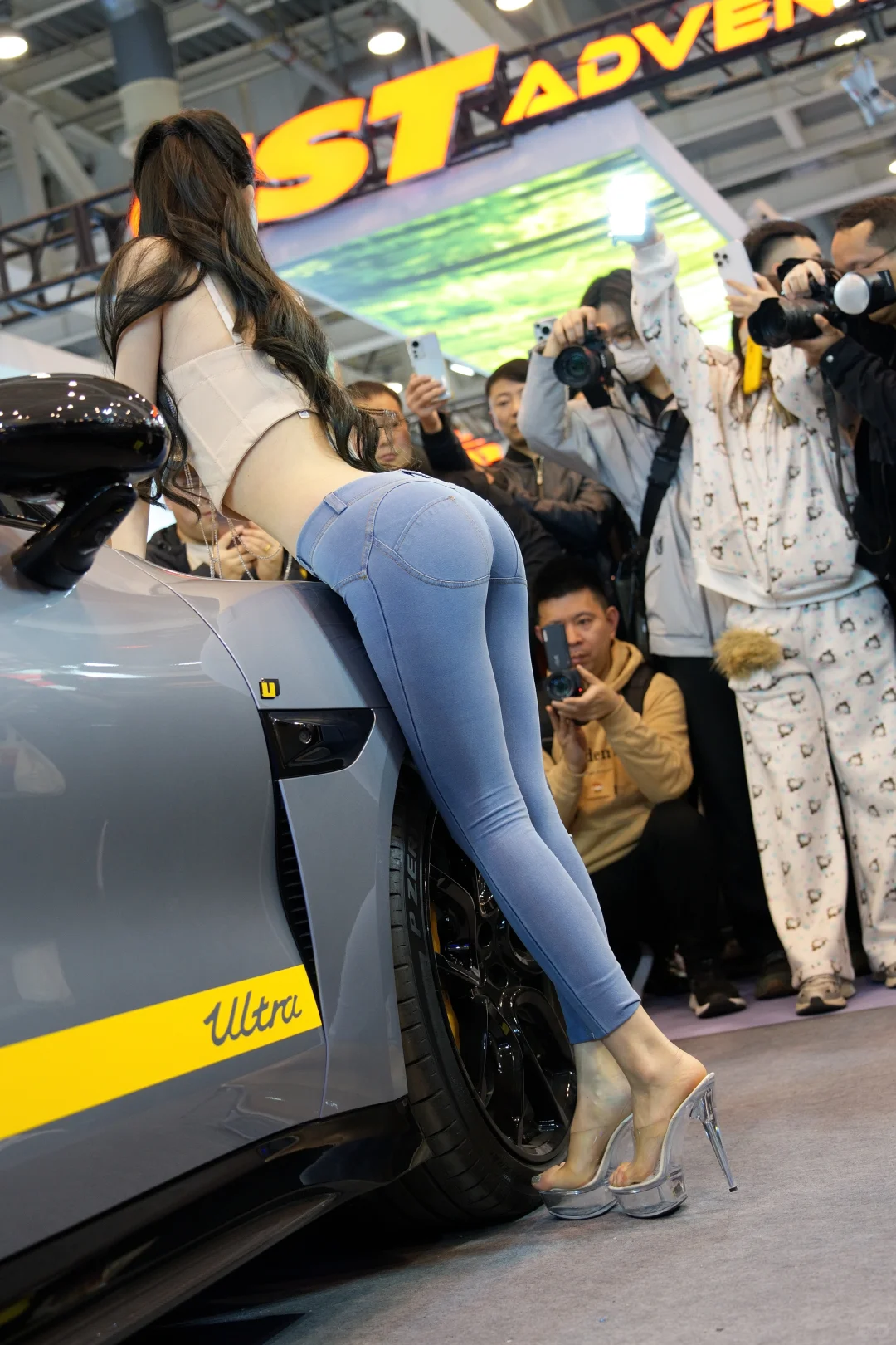 街拍美女——辣妹穿搭