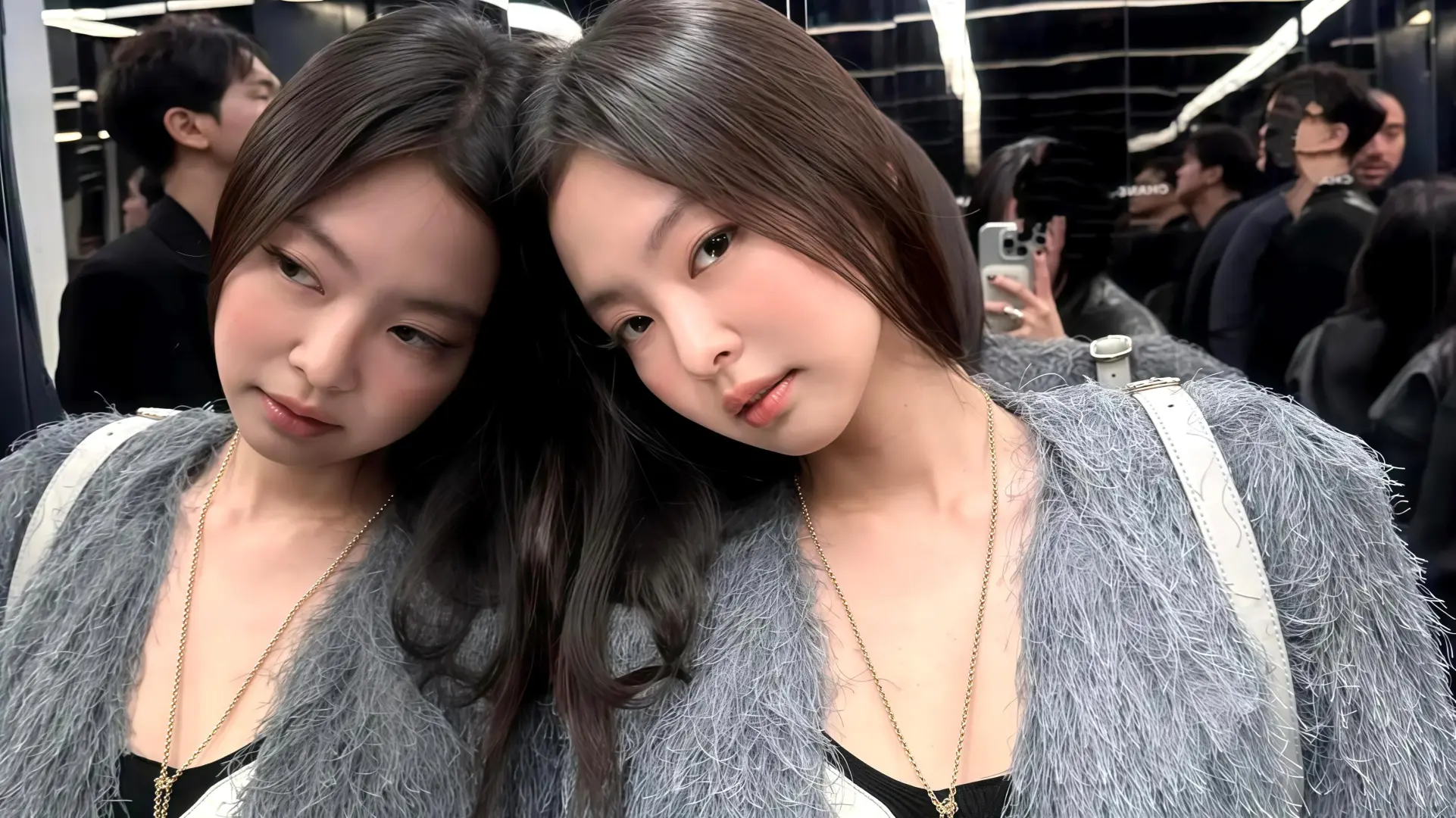 𝐒𝐡𝐚𝐫𝐞 ·Jennie超酷横屏壁纸