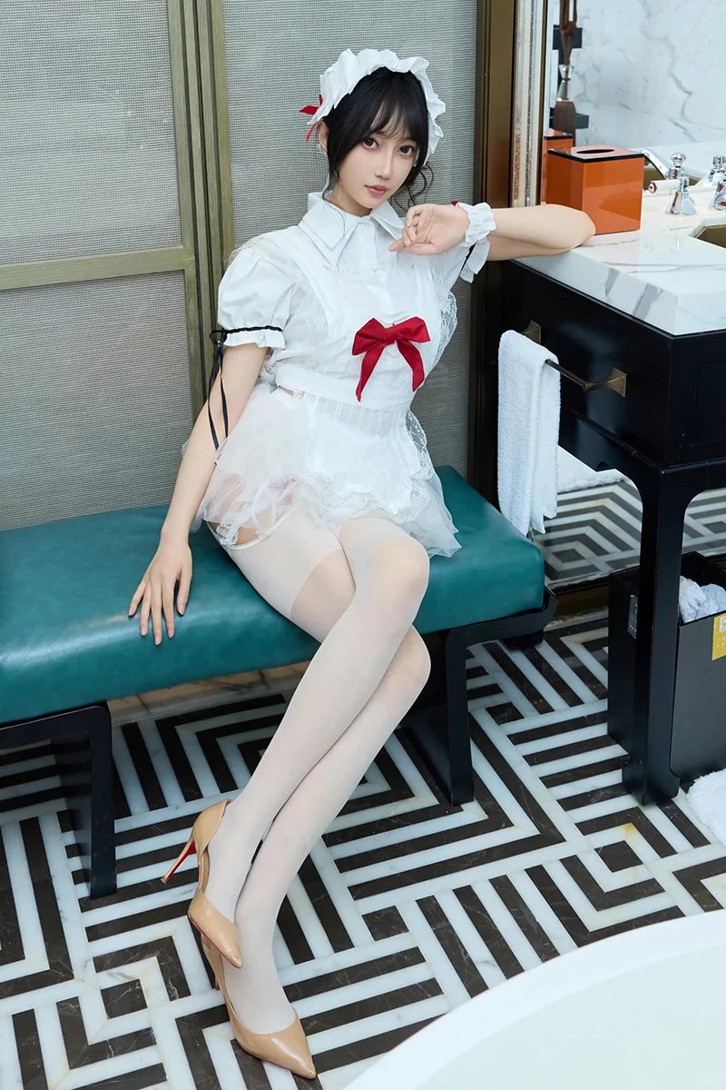 今日是甜度爆表的女仆小甜豆