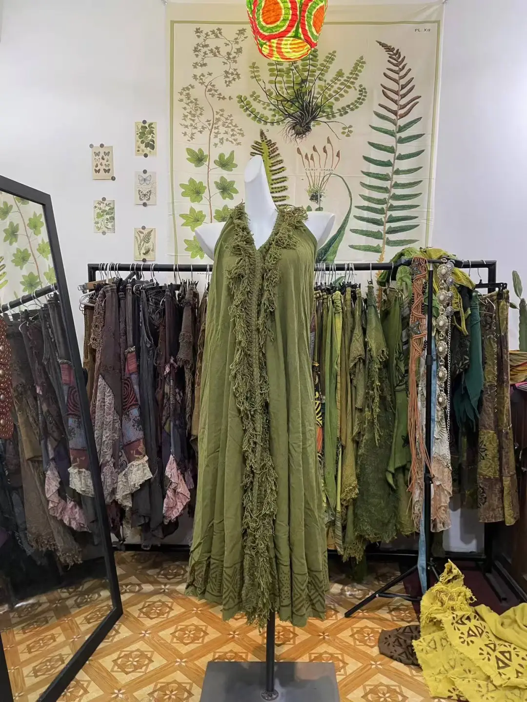 沙漠女祭司🏜️巨好看的流苏图腾吊带裙