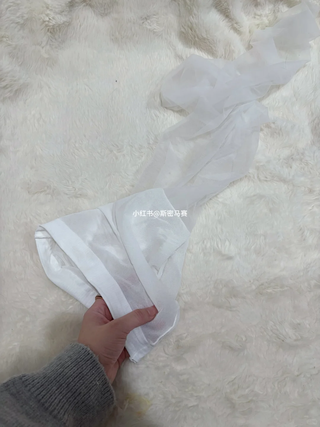 小个子狂喜！白色过膝袜秒变三七分腿