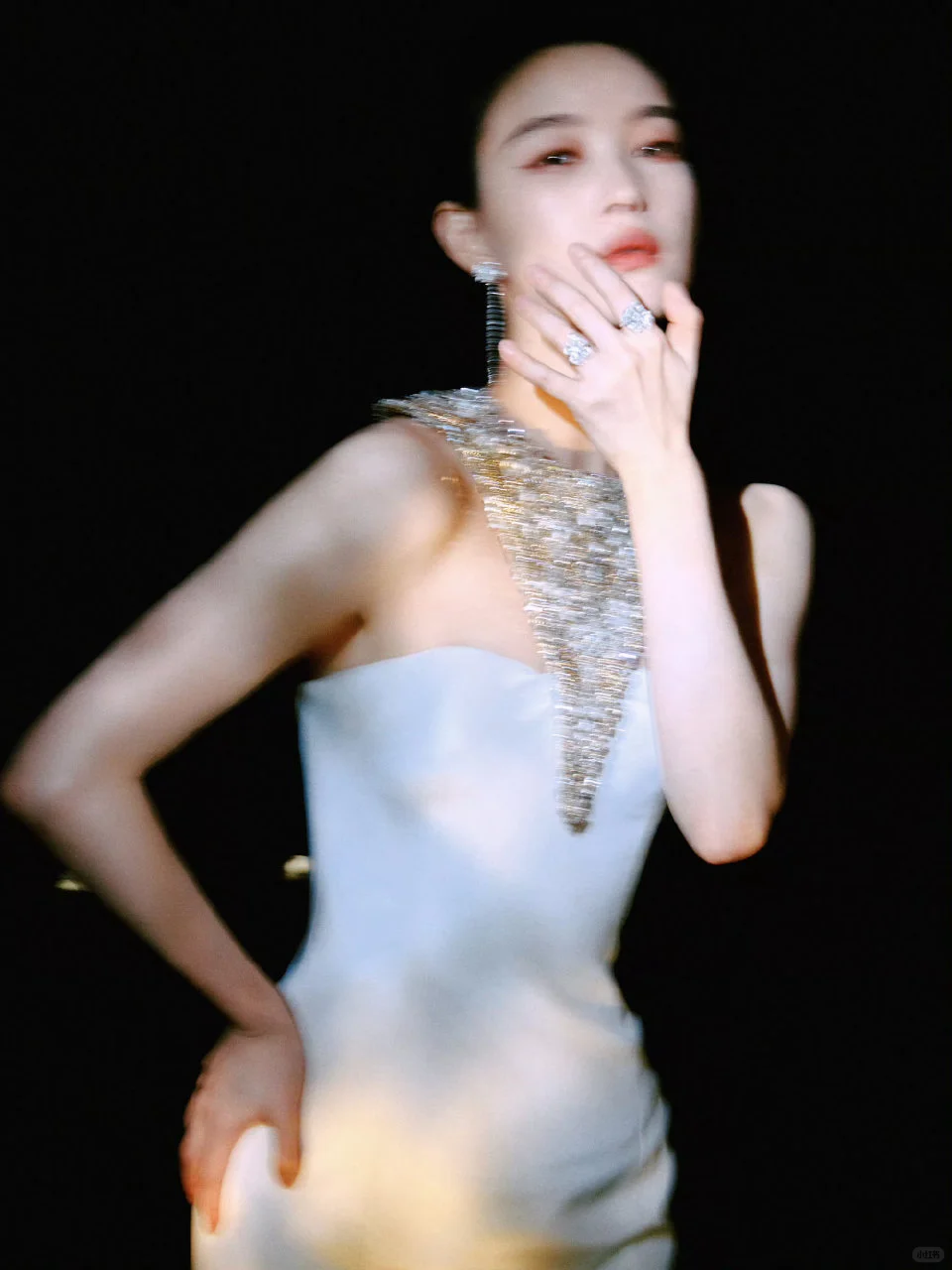 倪妮金鸡第二套造型！白月光杀疯了✨