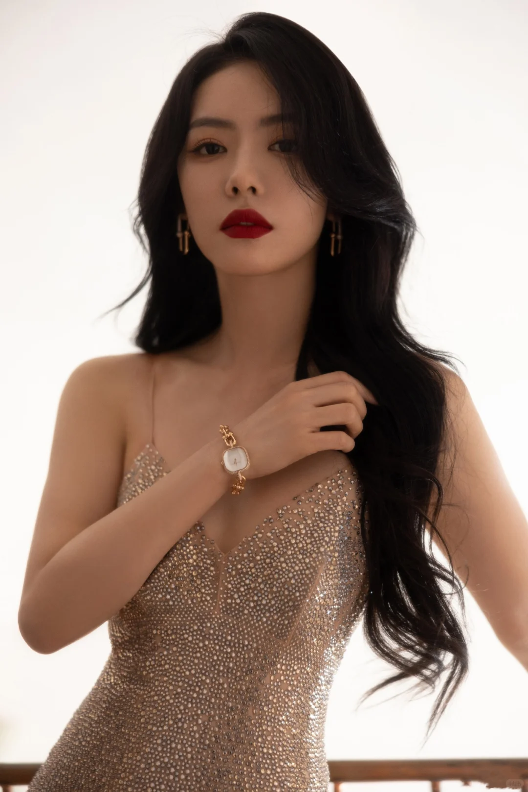 蔡文静｜优雅大片红唇卷发闪钻礼裙曼妙婀娜