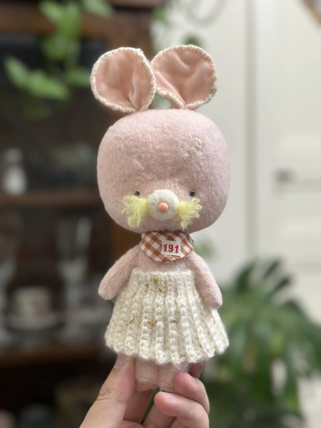 帽子没有，裙子安排上了