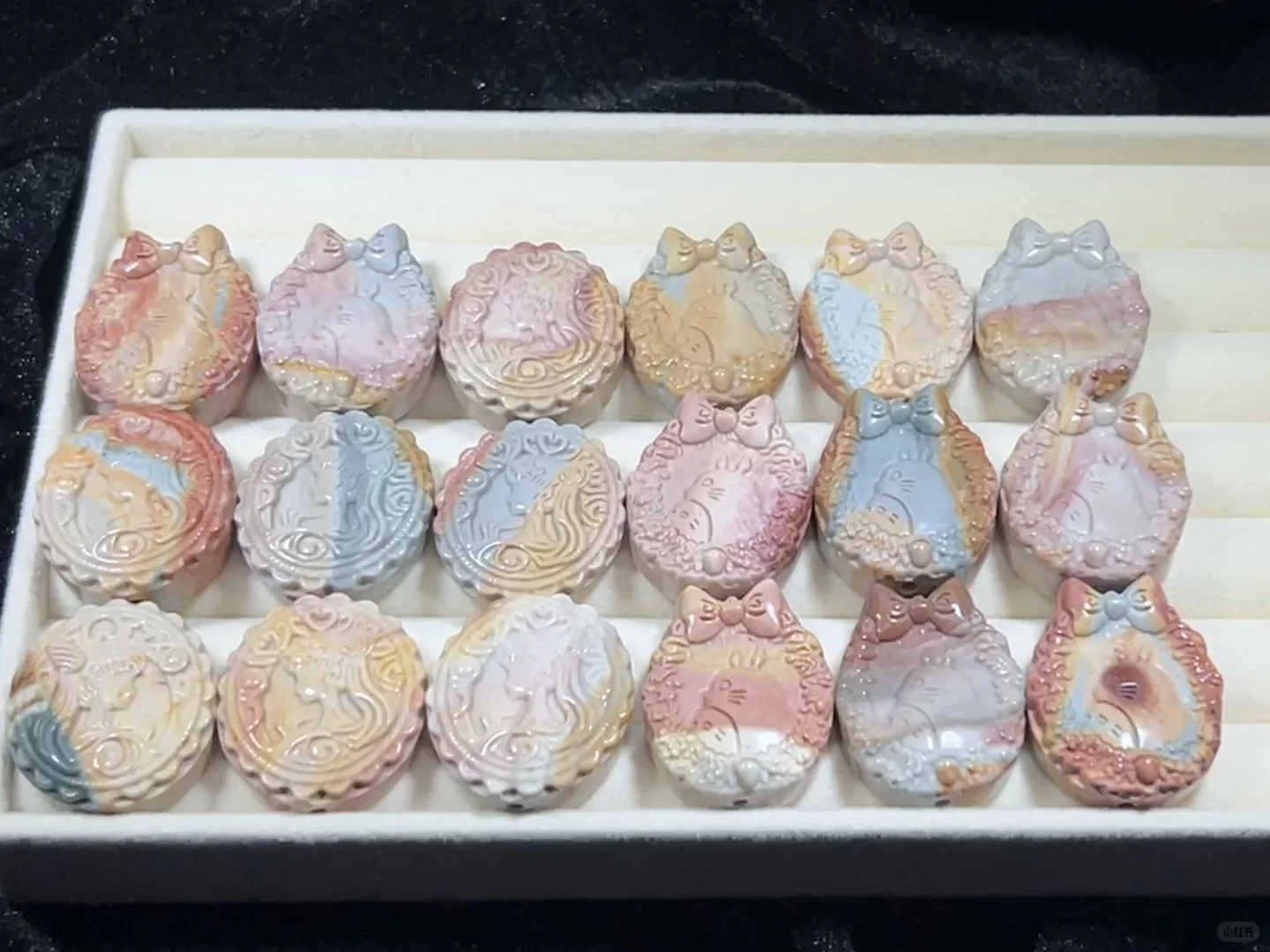 阿拉善美少女、龙猫牌