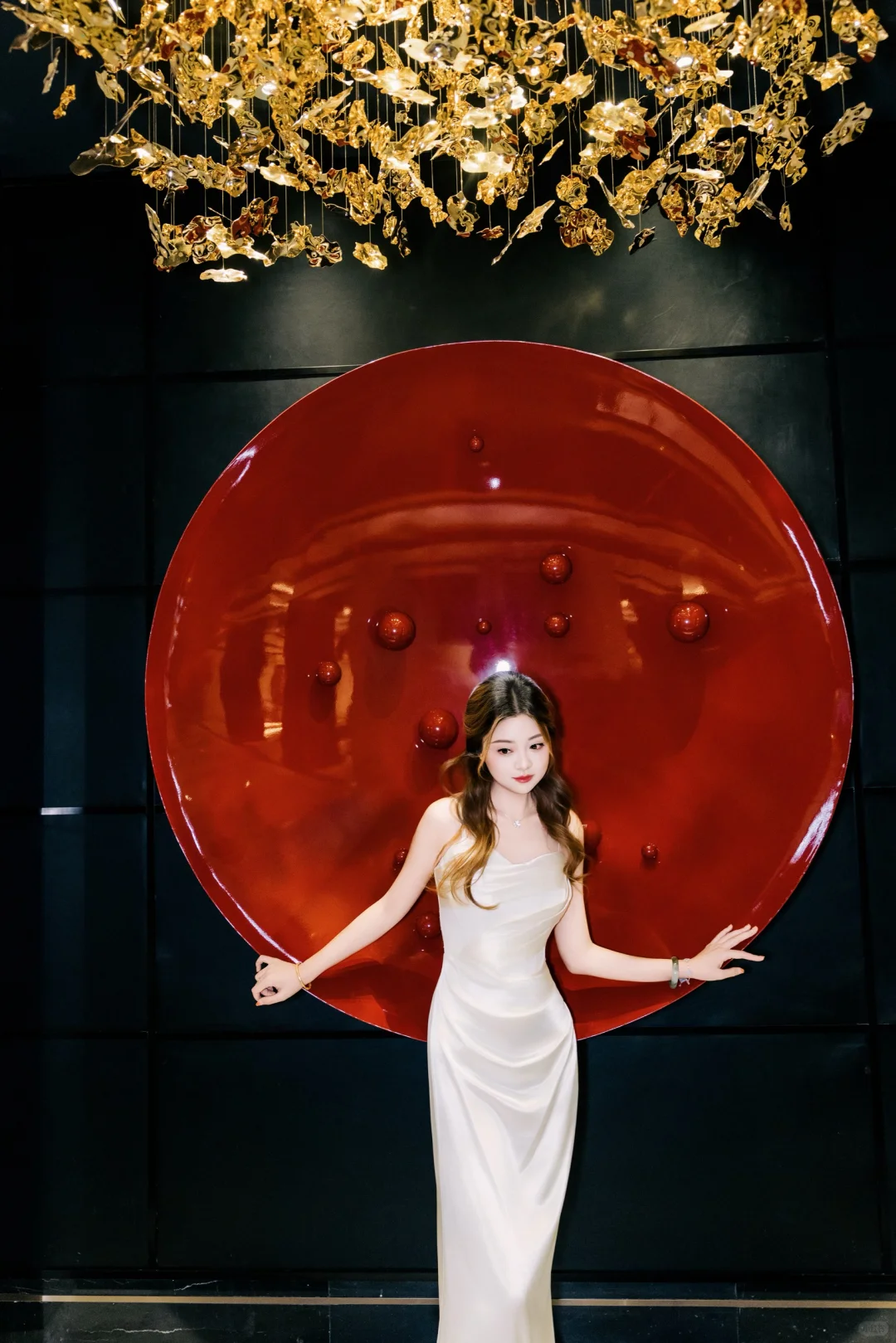 📷酒店走廊变身秀场？教你拍女明星下班神图