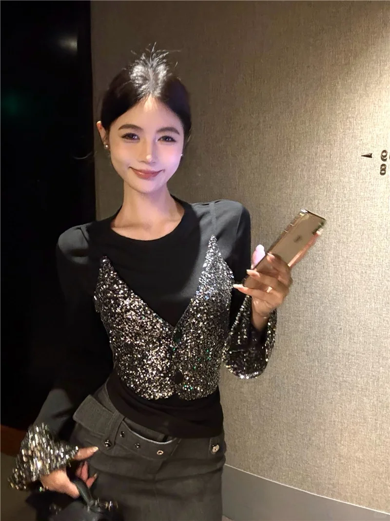 超有设计感的亮片上衣、又是今天漂亮的一天