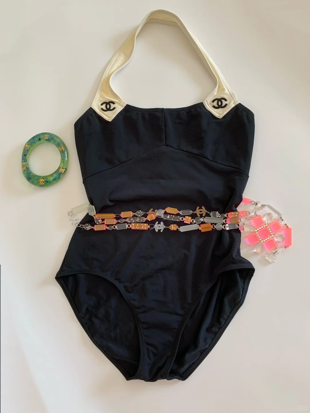 CHANEL中古95年海报明星款双C挂脖连体泳衣