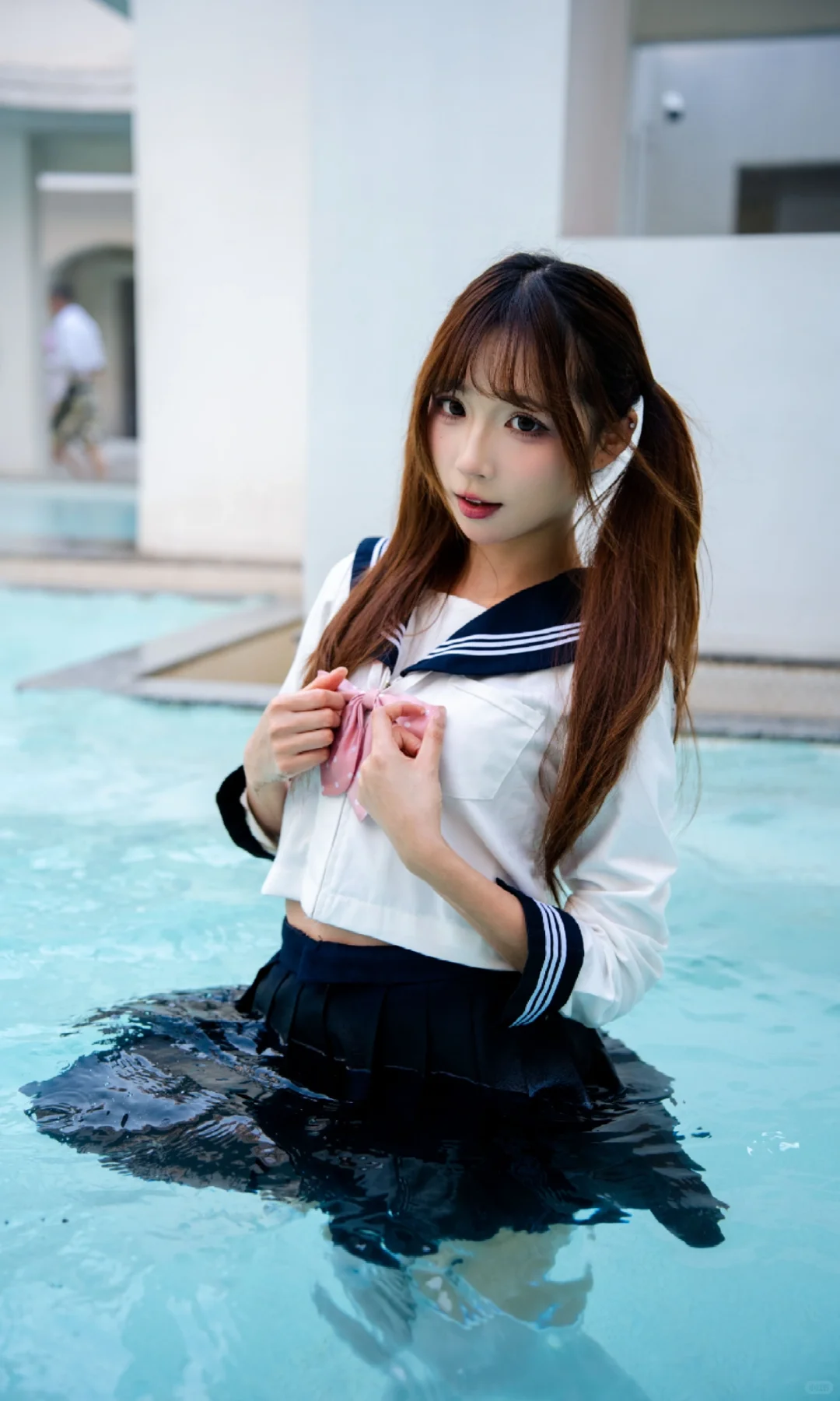 jk白丝温泉入水，美到爆！