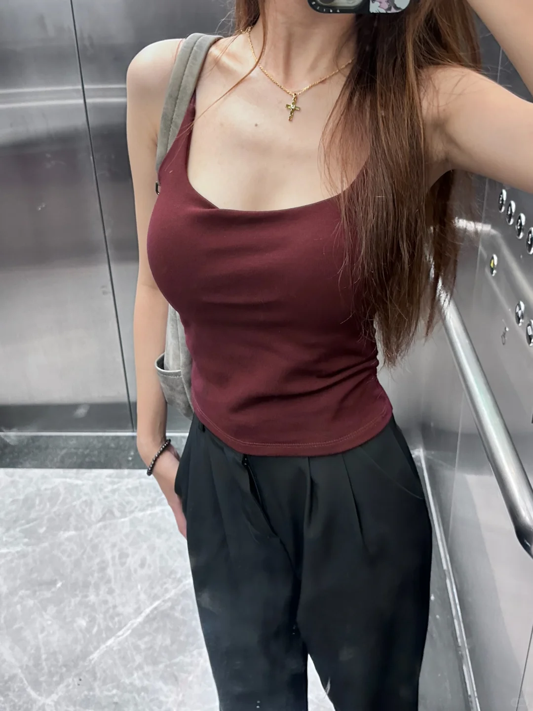 才20➕穿上很显身材的吊带～谁穿谁好看😭