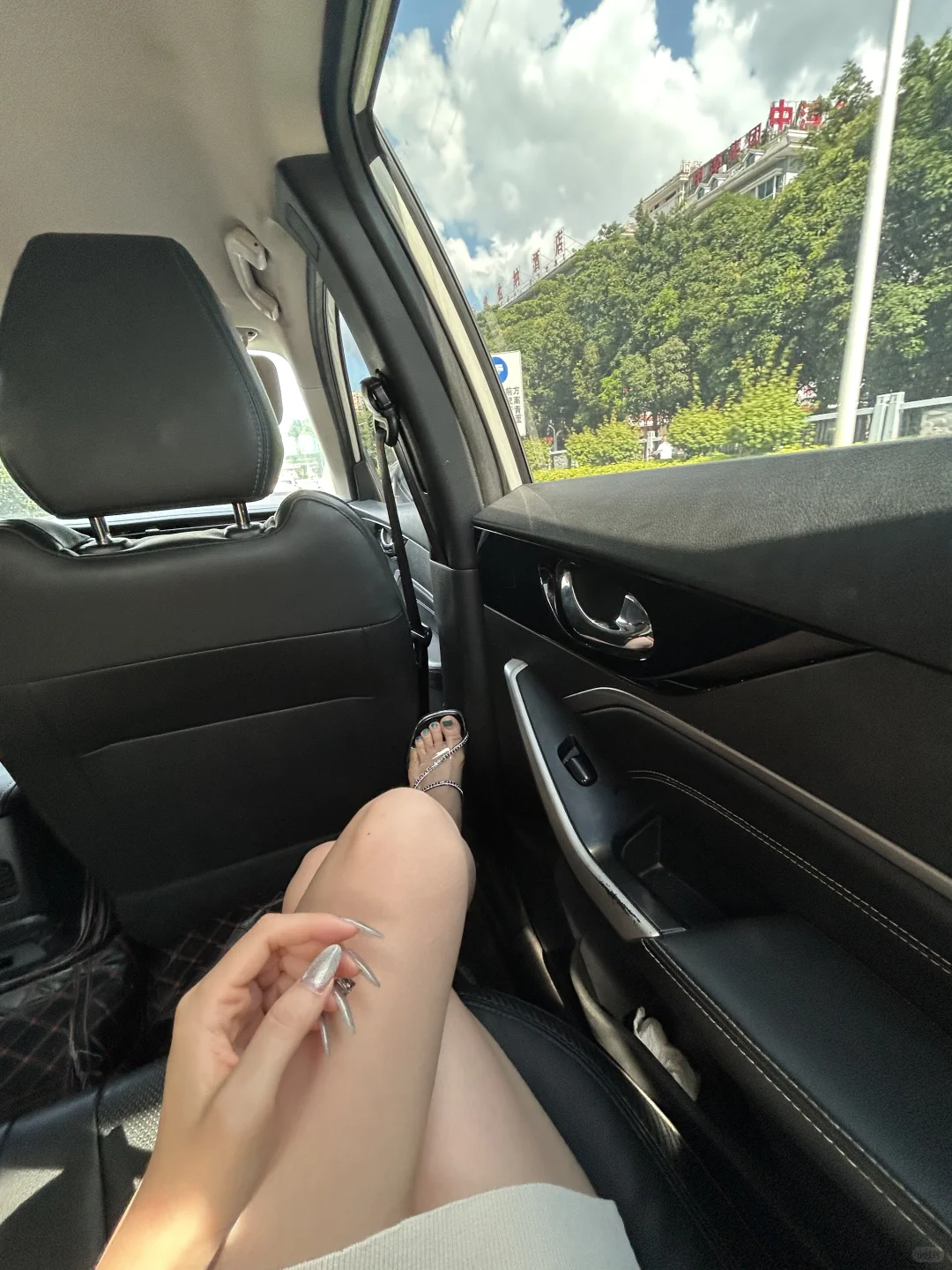 包臀裙搭配真不错。。。。。