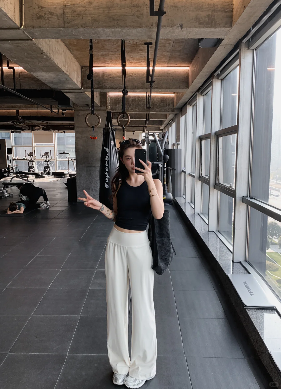 【梨形福音】这直筒裤把我粗腿藏得明明白白