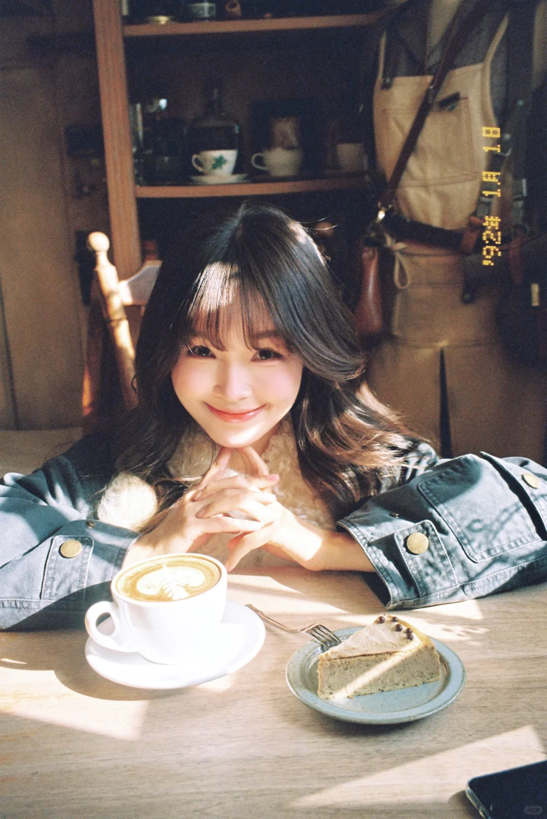 在北京🍰秋冬超有氛围的咖啡店日系胶片写真