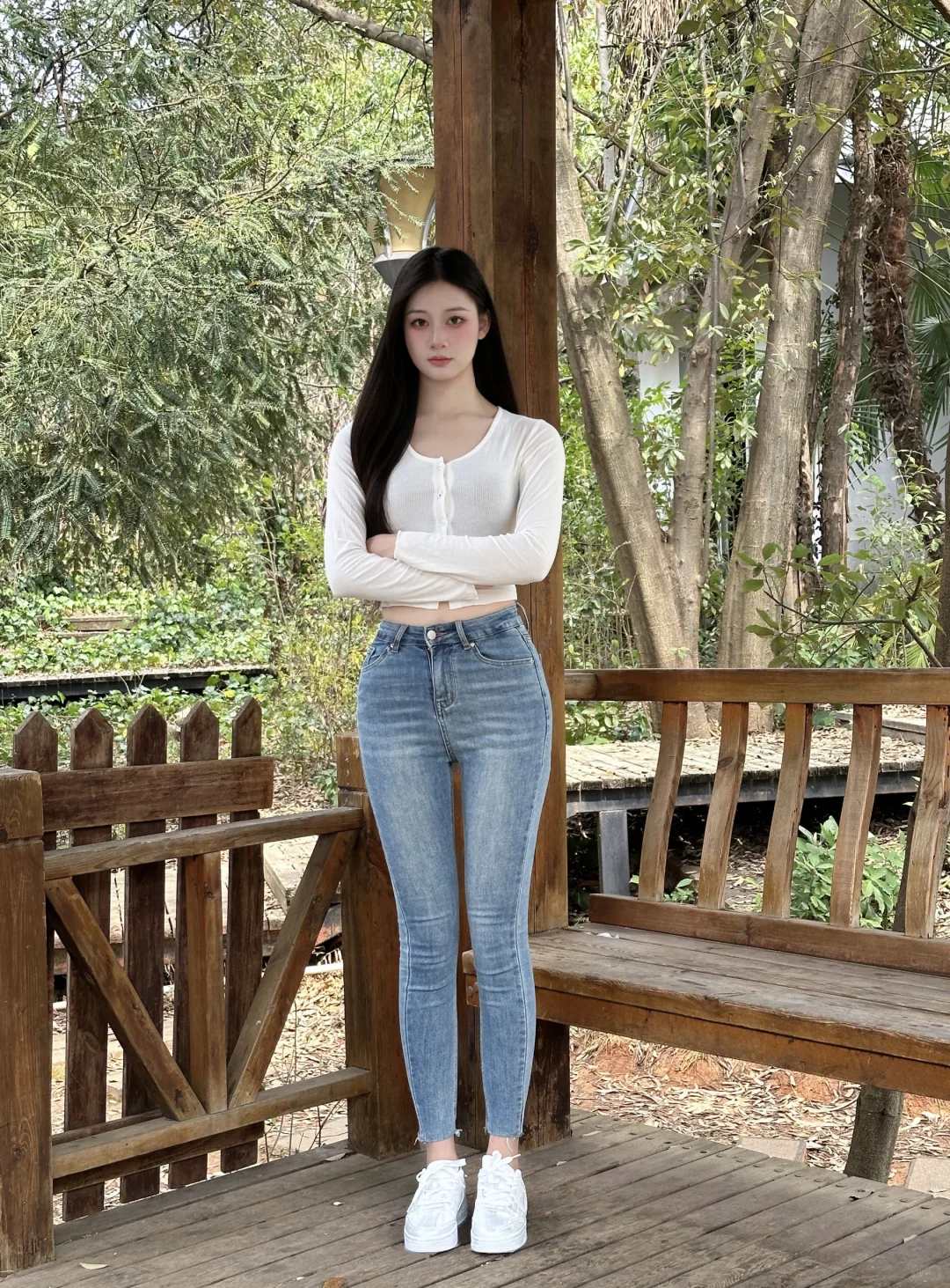 白T加牛仔裤～永不过时