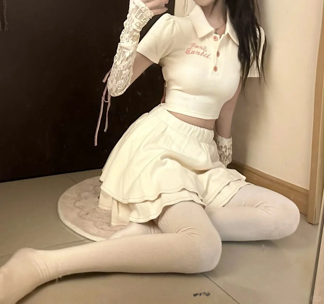 #白丝推荐 #约会穿搭心机 #纯欲风穿搭 #腿