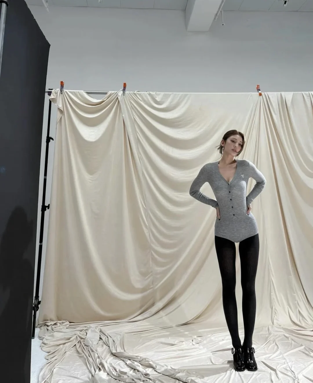 求此女身材建模参数。