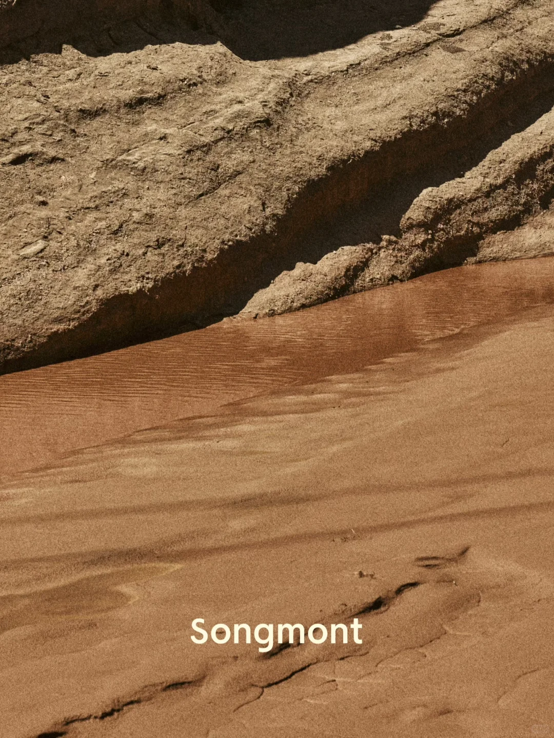 10月壁纸｜拍摄李娜时，私藏的山河肌理