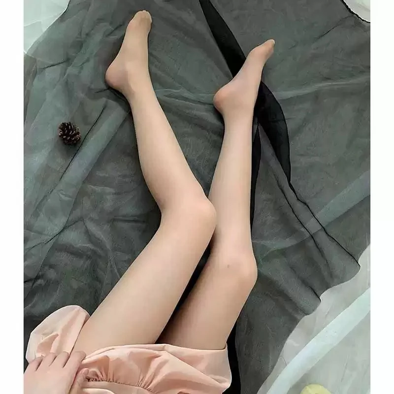 纯欲风必备！白色丝袜太香了🎀